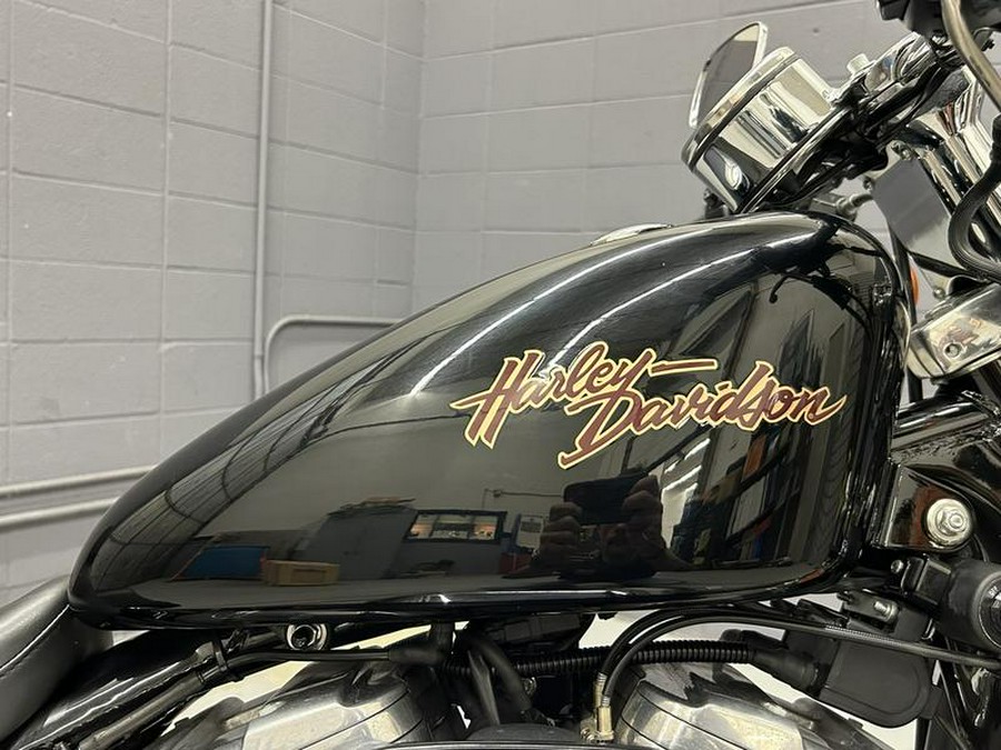 2002 Harley-Davidson® XL883C - Sportster® Custom 883C