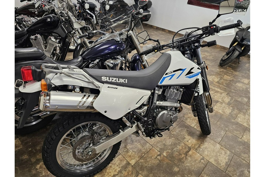 2026 DR650S - Suzuki