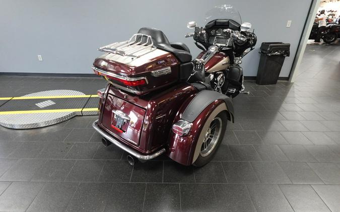 2018 Harley-Davidson Tri Glide Ultra FLHTCUTG