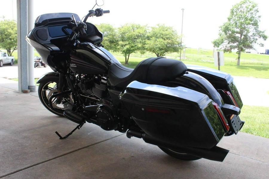 2024 Harley-Davidson® FLTRX - Road Glide®