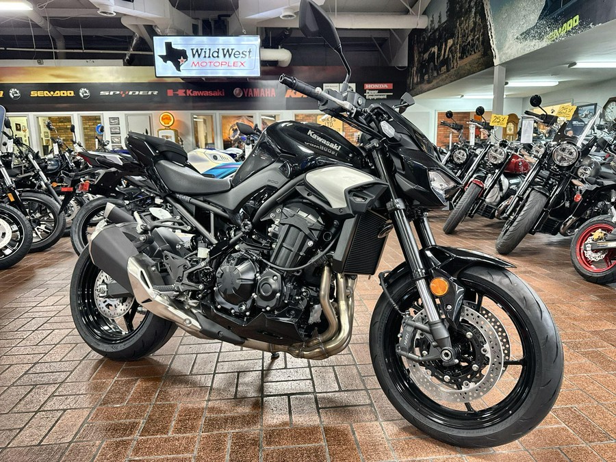2025 Kawasaki Z900 ABS