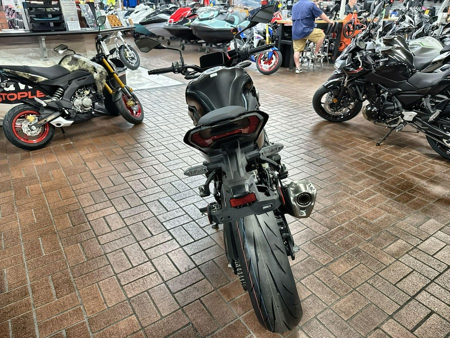 2025 Kawasaki Z900 ABS