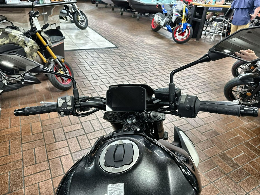 2025 Kawasaki Z900 ABS