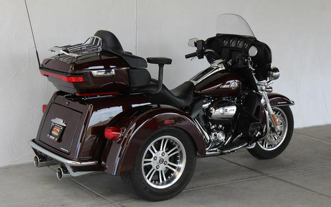 2022 Harley-Davidson® FLHTCUTG - Tri Glide® Ultra