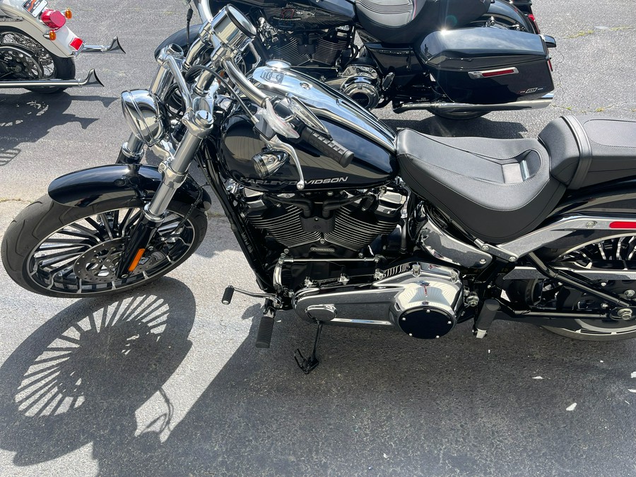2025 Harley-Davidson Breakout®