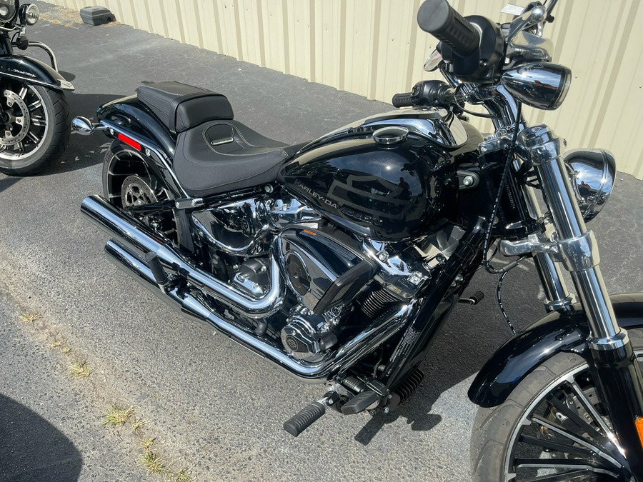 2025 Harley-Davidson Breakout®