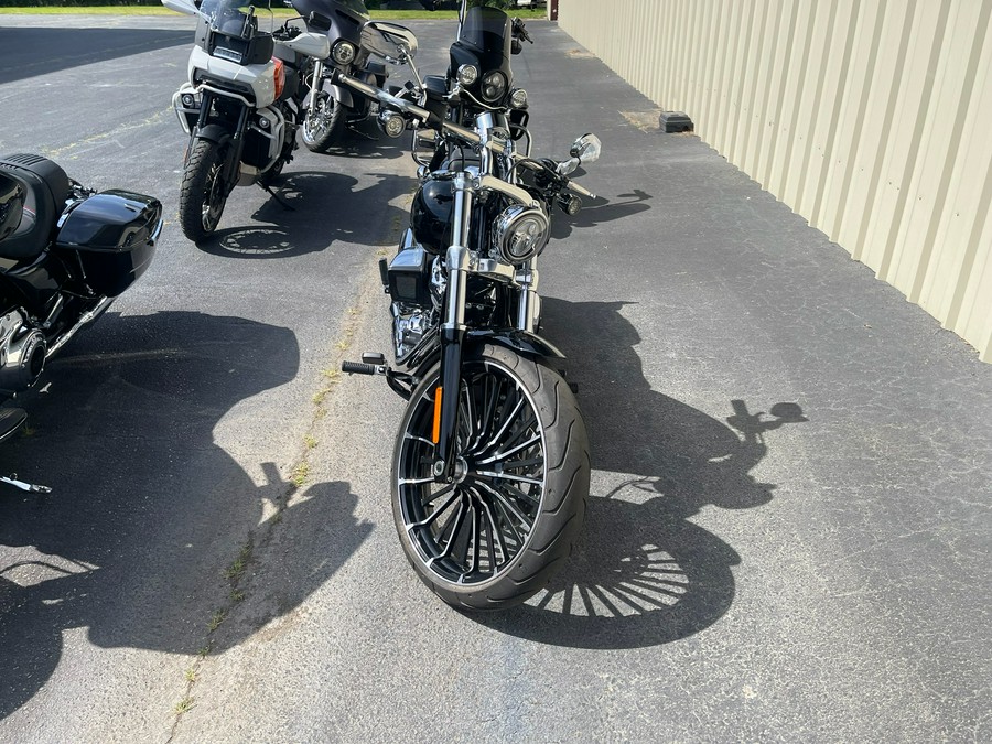 2025 Harley-Davidson Breakout®