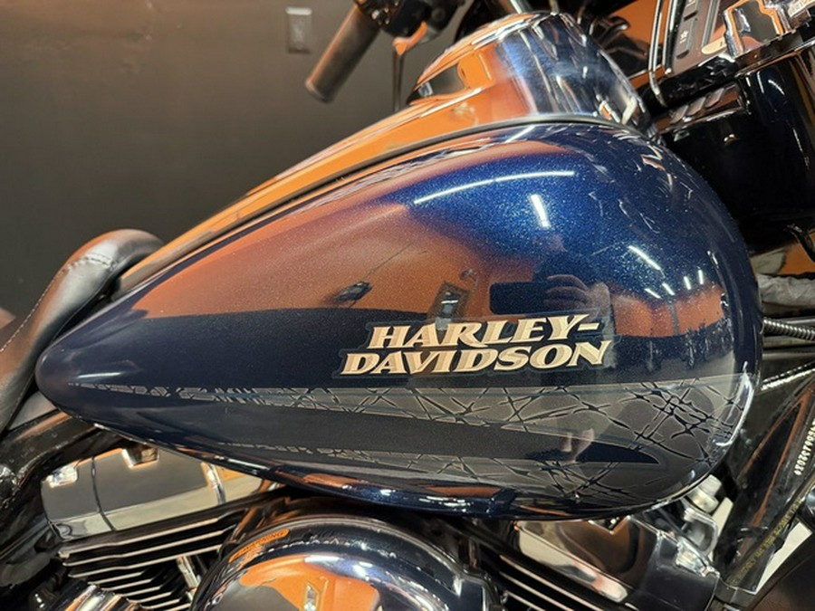 2016 Harley-Davidson Street Glide FLHXS - Special