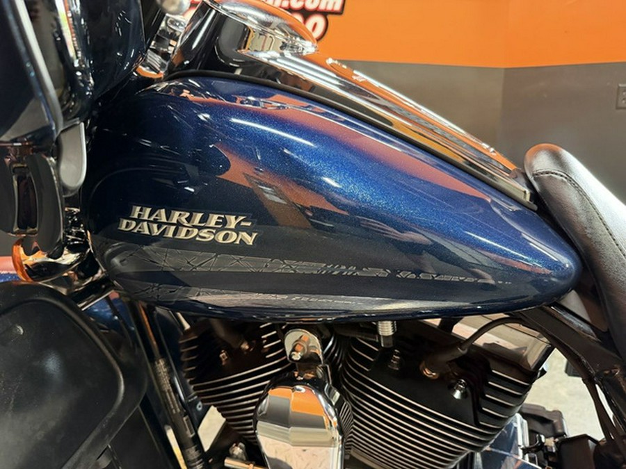 2016 Harley-Davidson Street Glide FLHXS - Special