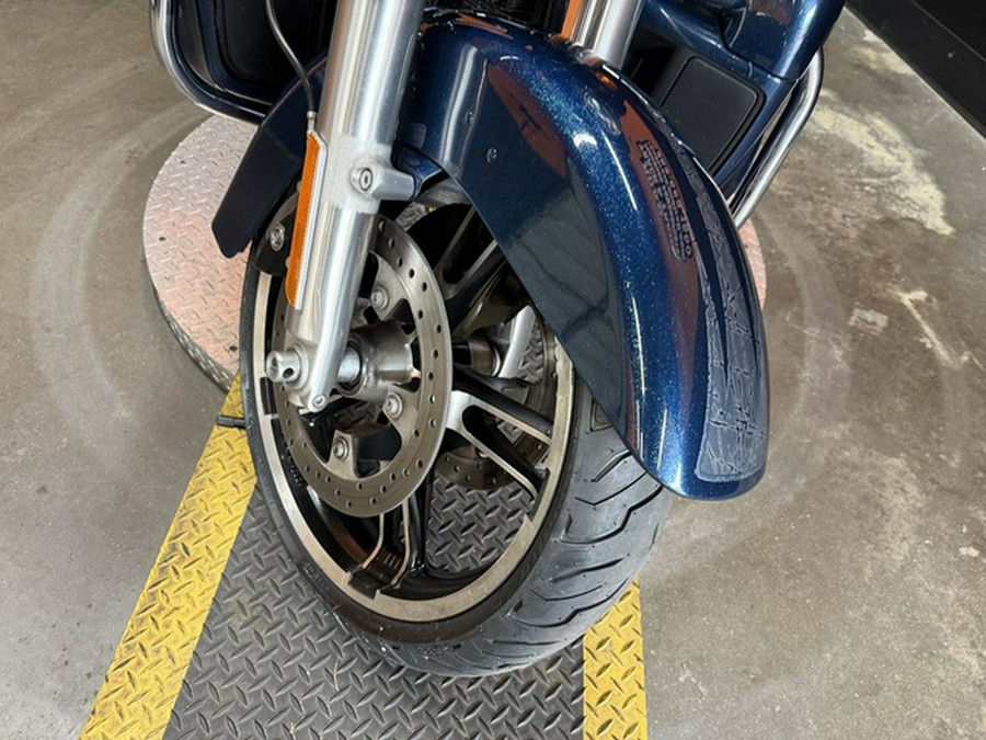 2016 Harley-Davidson Street Glide FLHXS - Special