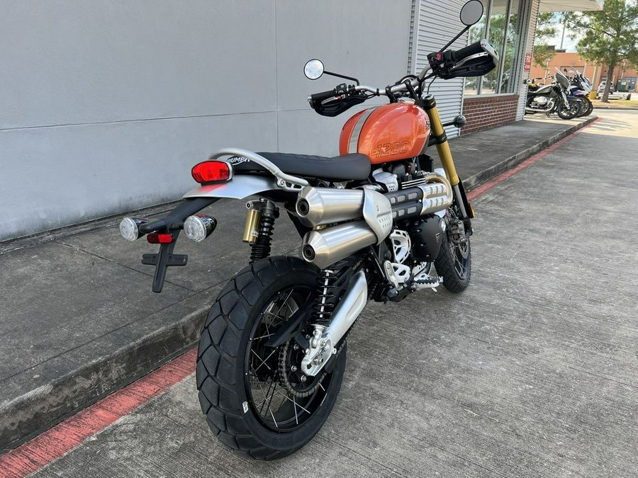 2024 Triumph Scrambler 1200 XE Baja Orange / Phantom Black