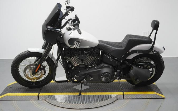 2021 Harley-Davidson® Street Bob® 114 Stone Washed White Pearl