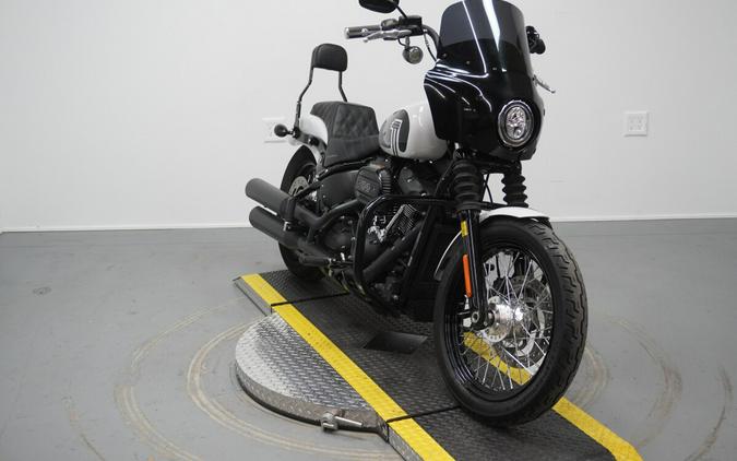 2021 Harley-Davidson® Street Bob® 114 Stone Washed White Pearl