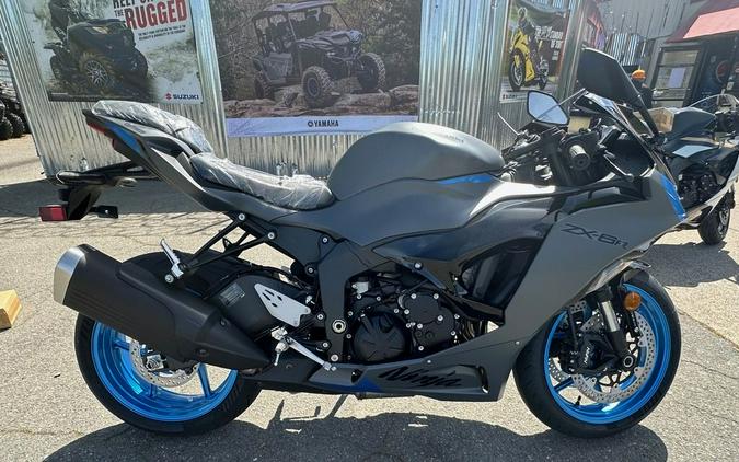2026 Kawasaki Ninja® ZX™-6R Base