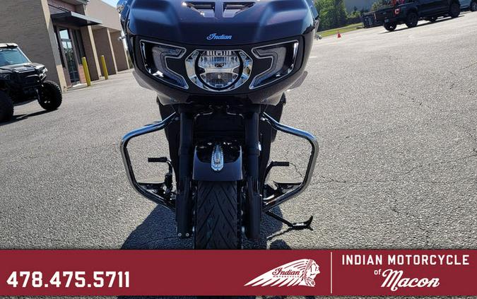 2026 Indian Motorcycle® Challenger® Limited 112 w/PowerBand Audio Crimson