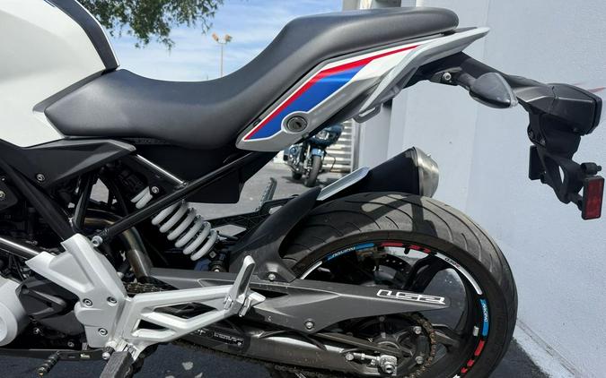 2018 BMW G 310 R Pearl White Metallic