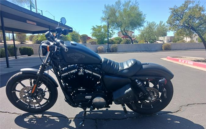 2016 Harley-Davidson Sportster Iron 883