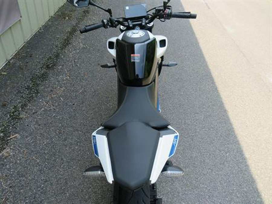 2024 CFMOTO 300NK