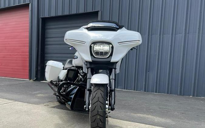 2025 Harley-Davidson® FLHX - Street Glide®