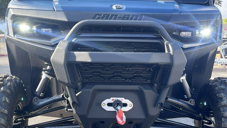 2026 Can-Am® Defender MAX XT CAB HD11