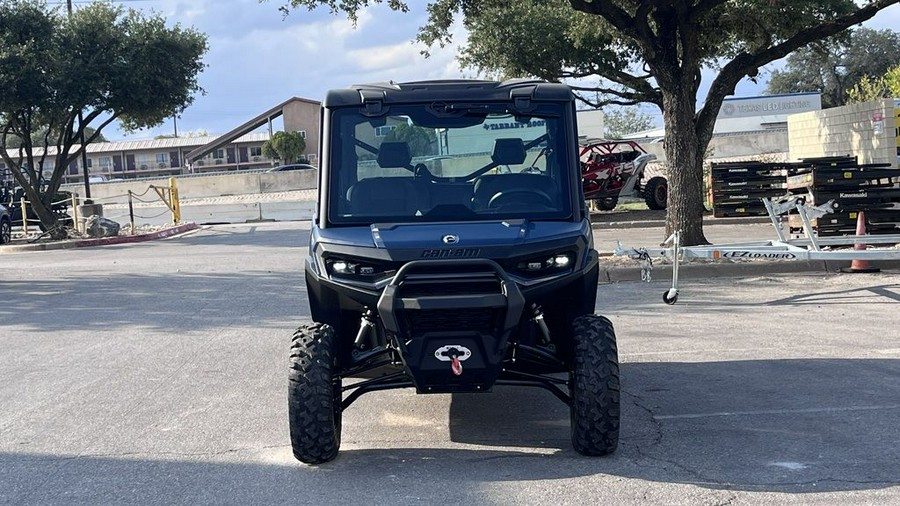 2026 Can-Am® Defender MAX XT CAB HD11