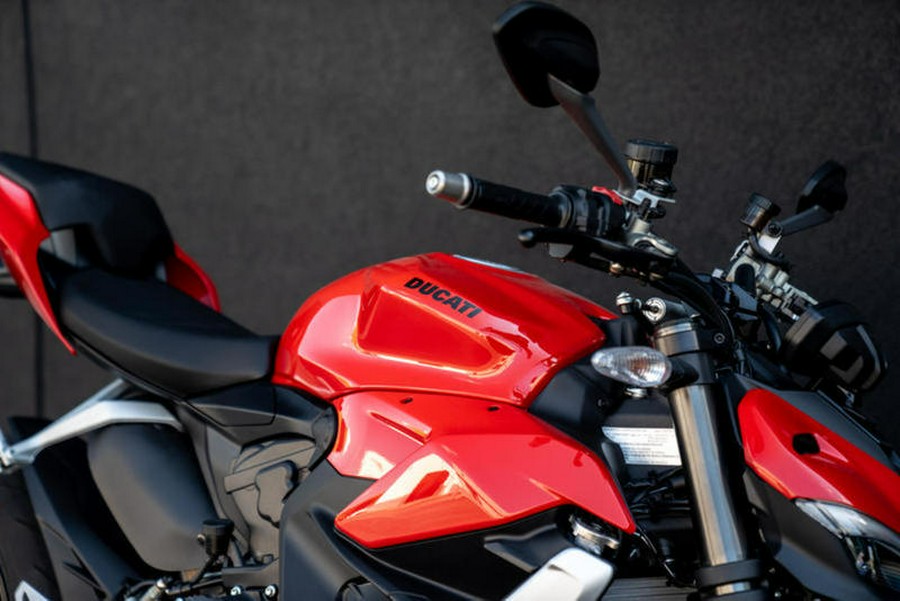 2023 Ducati Streetfighter V2 Ducati Red