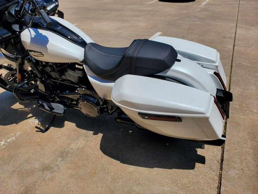 2024 Harley-Davidson® FLTRX - Road Glide®