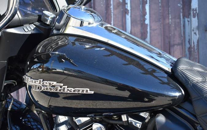 2019 Harley-Davidson® Street Glide® FLHX