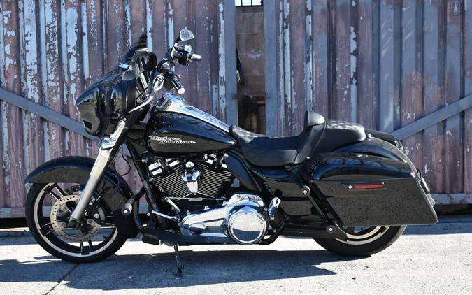 2019 Harley-Davidson® Street Glide® FLHX