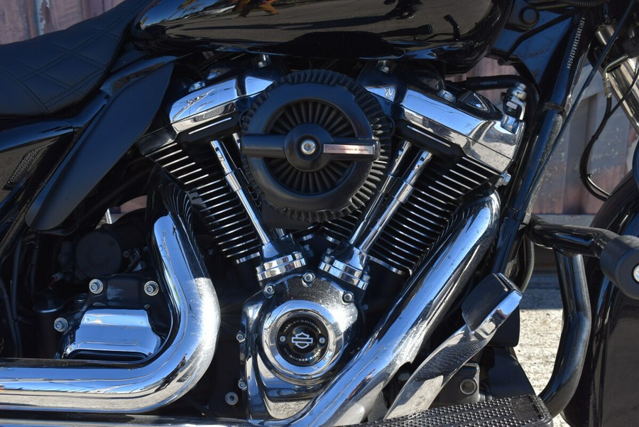 2019 Harley-Davidson® Street Glide® FLHX