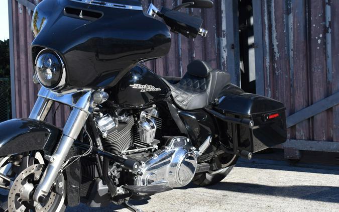 2019 Harley-Davidson® Street Glide® FLHX
