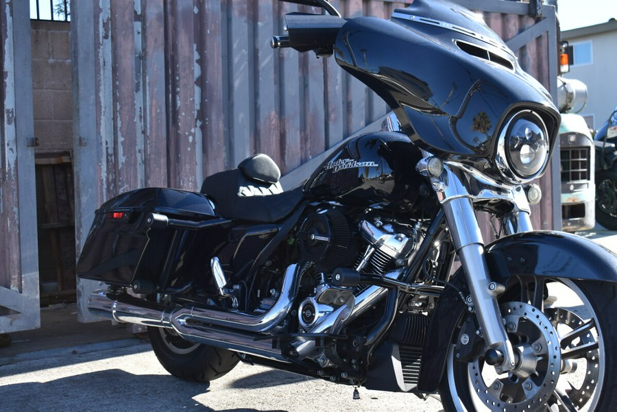 2019 Harley-Davidson® Street Glide® FLHX