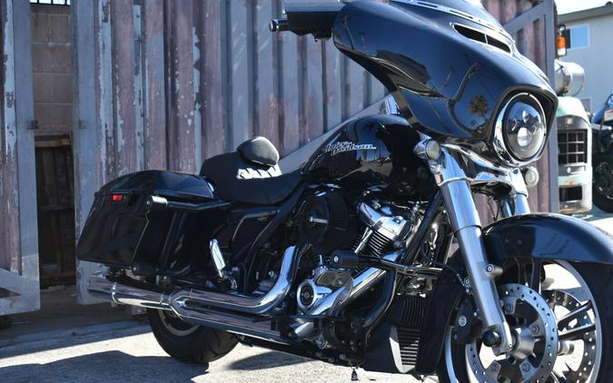 2019 Harley-Davidson® Street Glide® FLHX