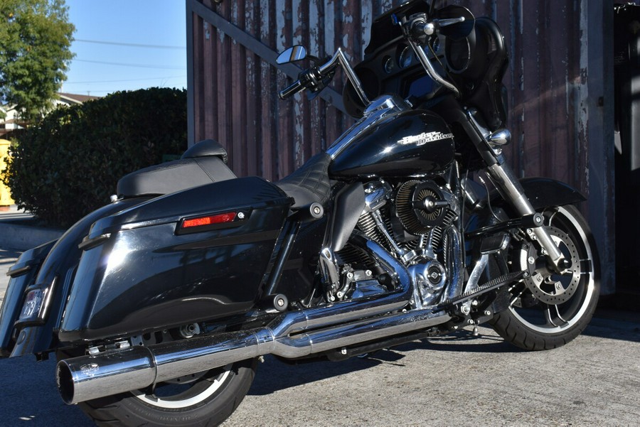 2019 Harley-Davidson® Street Glide® FLHX