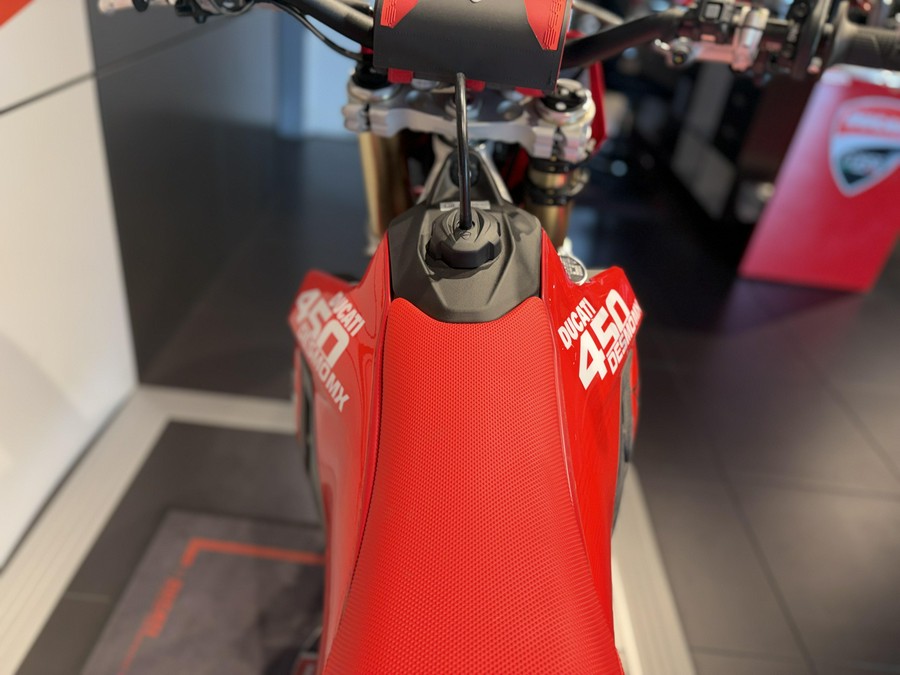 2026 Ducati Desmo450 MX