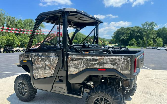 2026 Honda Pioneer 1000 Deluxe