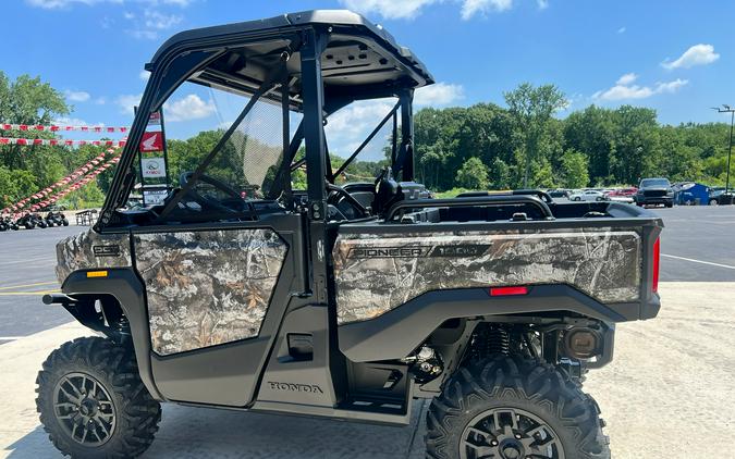 2026 Honda Pioneer 1000 Deluxe