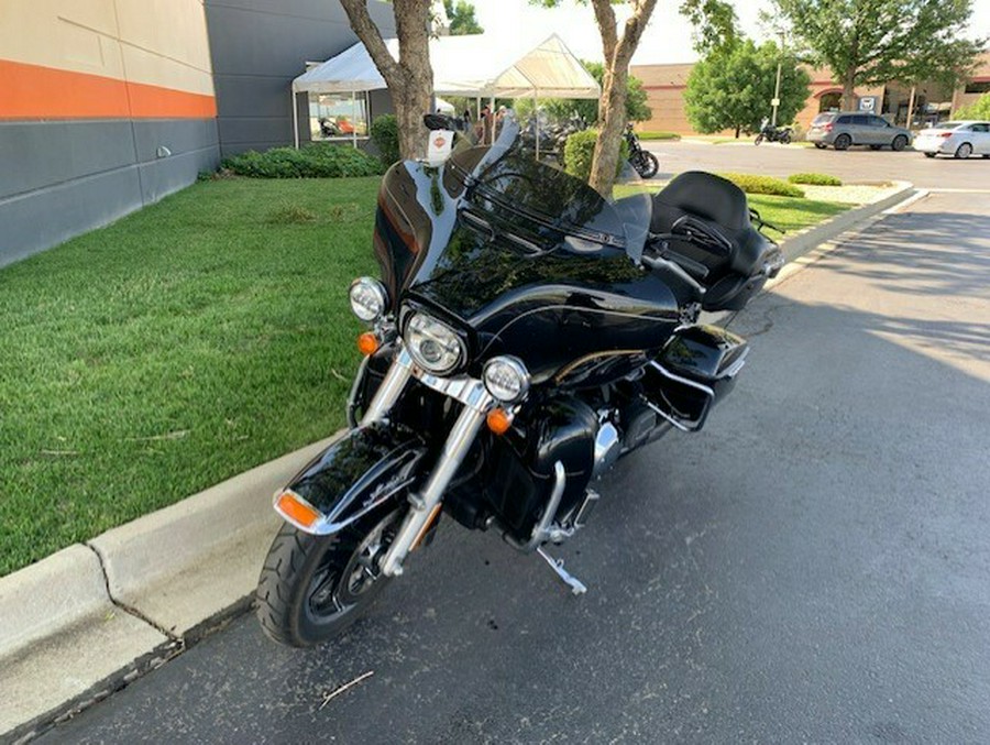 2014 Harley-Davidson Electra Glide Ultra Limited Vivid Black