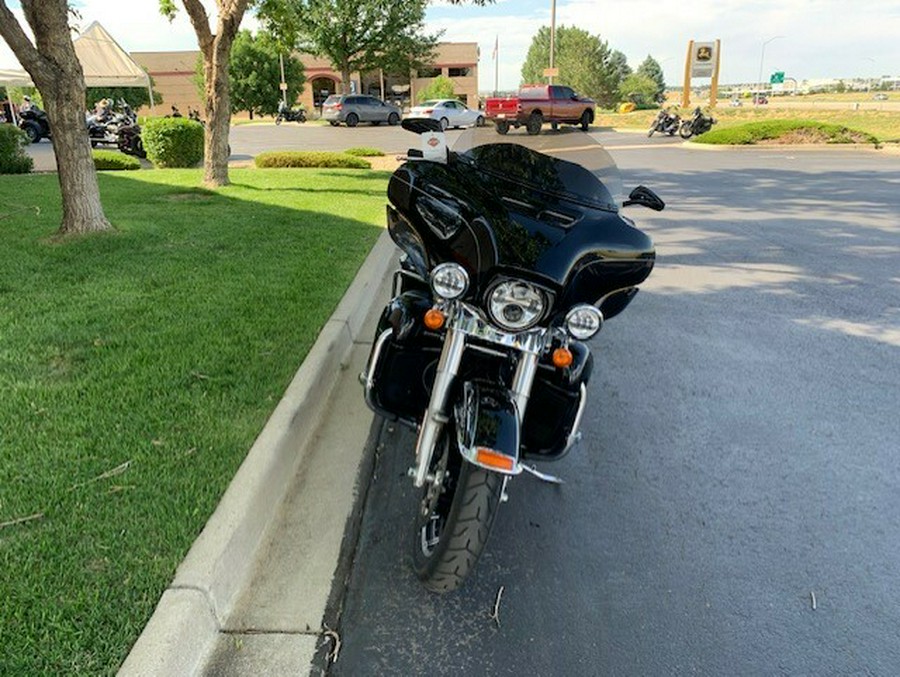 2014 Harley-Davidson Electra Glide Ultra Limited Vivid Black