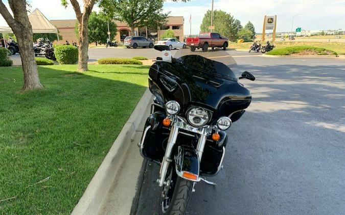 2014 Harley-Davidson Electra Glide Ultra Limited Vivid Black