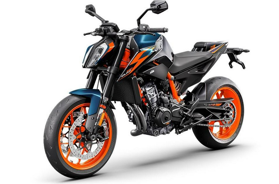 2022 KTM Duke 890 R