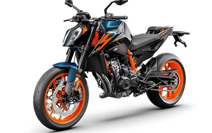 2022 KTM Duke 890 R