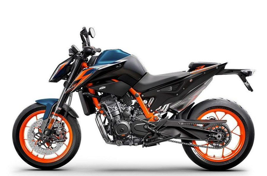 2022 KTM Duke 890 R