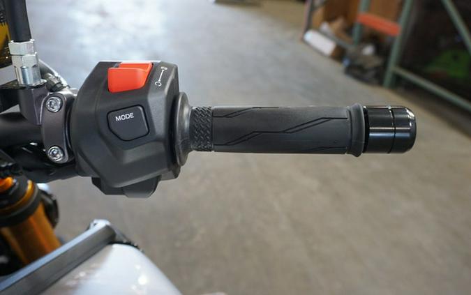 2025 Yamaha MT 09 SP