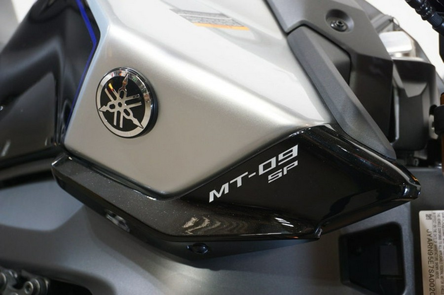2025 Yamaha MT 09 SP