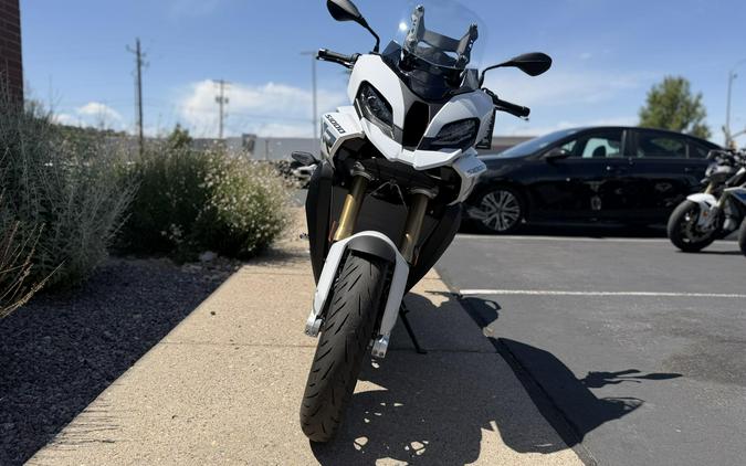 2026 BMW Motorrad S 1000 XR WHITE