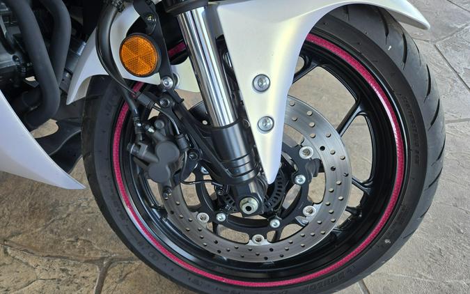 2025 YAMAHA YZF-R3 ABS CA