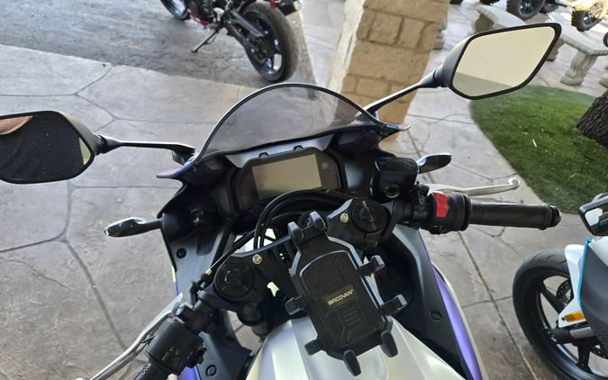 2025 YAMAHA YZF-R3 ABS CA