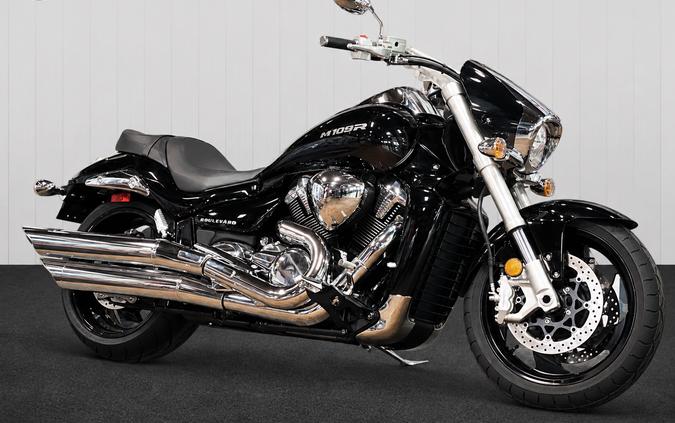 2025 Suzuki Boulevard M109R