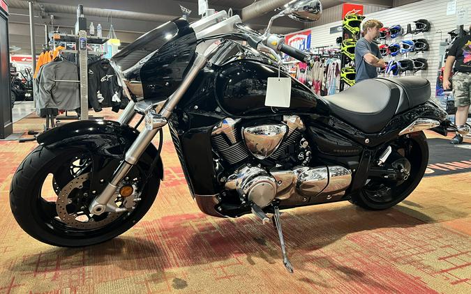 2025 Suzuki Boulevard M109R